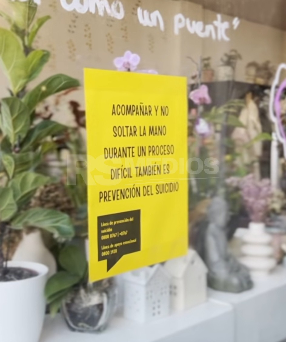 Cardona ilumina de amarillo sus espacios públicos por la prevención del suicidio