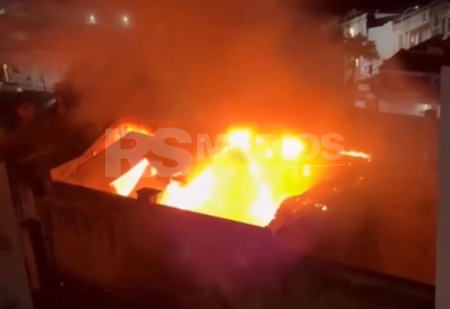 Intendencia de Soriano busca al dueño del Cine Rex tras el incendio para definir el cerramiento