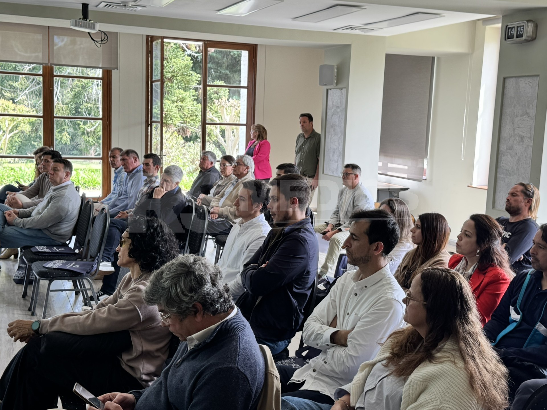 Colonia articula su turismo deportivo en una nueva mesa departamental — imagen 2