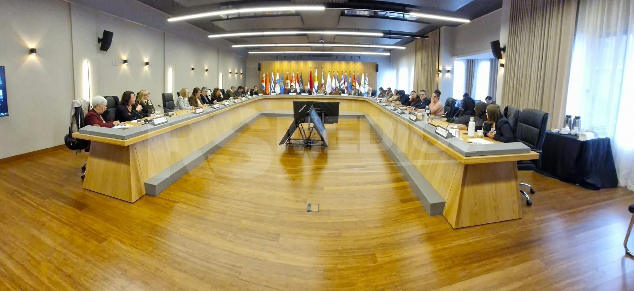 Besozzi participa en Montevideo de la 18ª sesión del Congreso Nacional de Intendentes